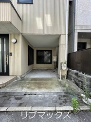 本山中町3丁目貸家の物件外観写真